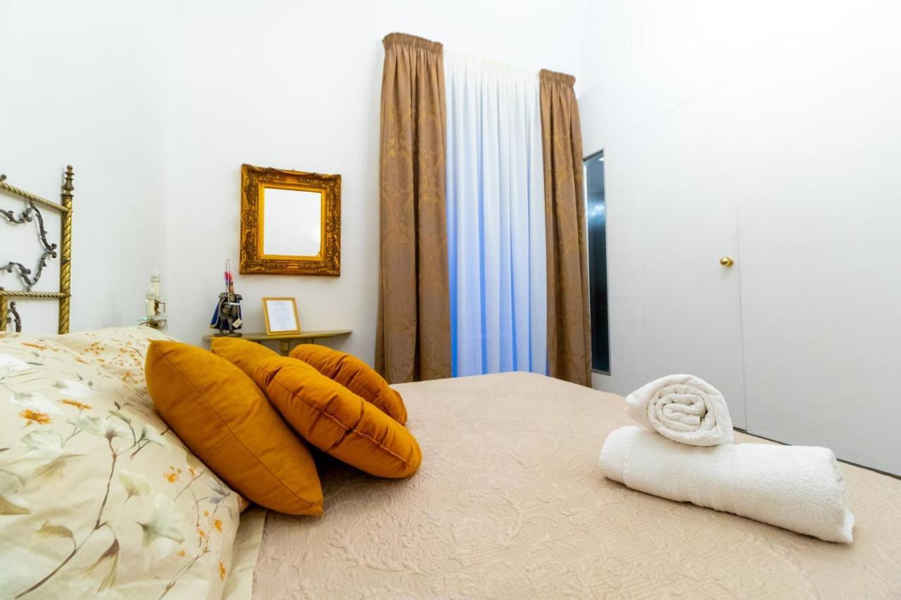 Bed and Breakfast Pupi E Pupari CTA Exterior foto